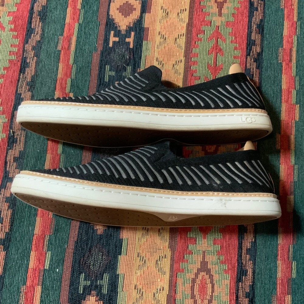 UGG‎ Sammy Breeze Slip On Sneaker size 8 - Picture 3 of 5